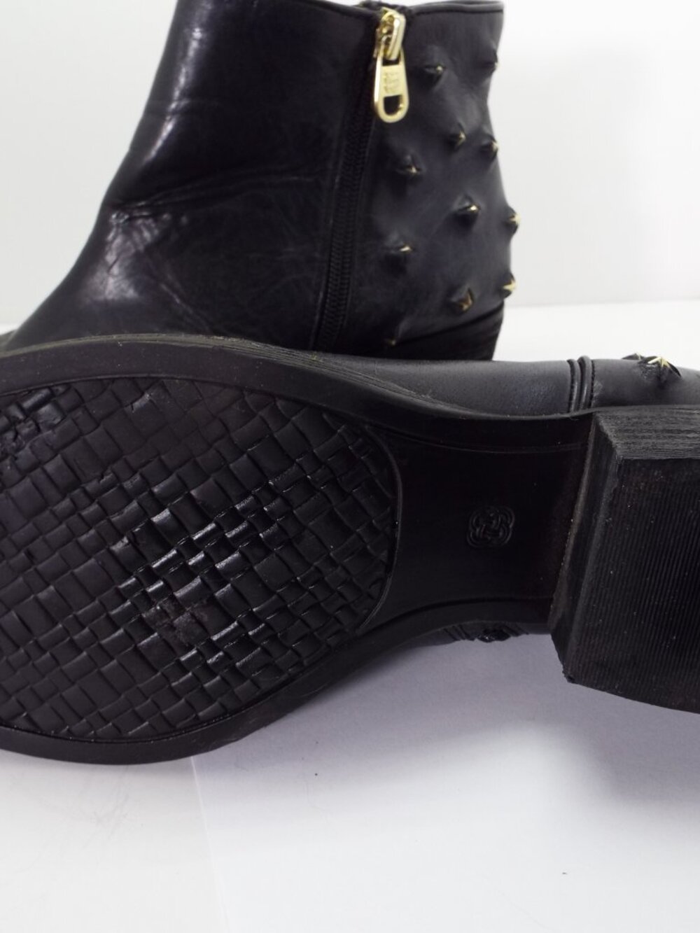 Elliot Lucca Black Leather Women's Studded Boots Size 8.5 - Picture 9 of 9